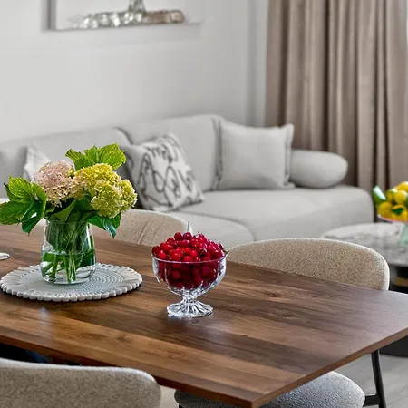 Iva Apartman Mlini